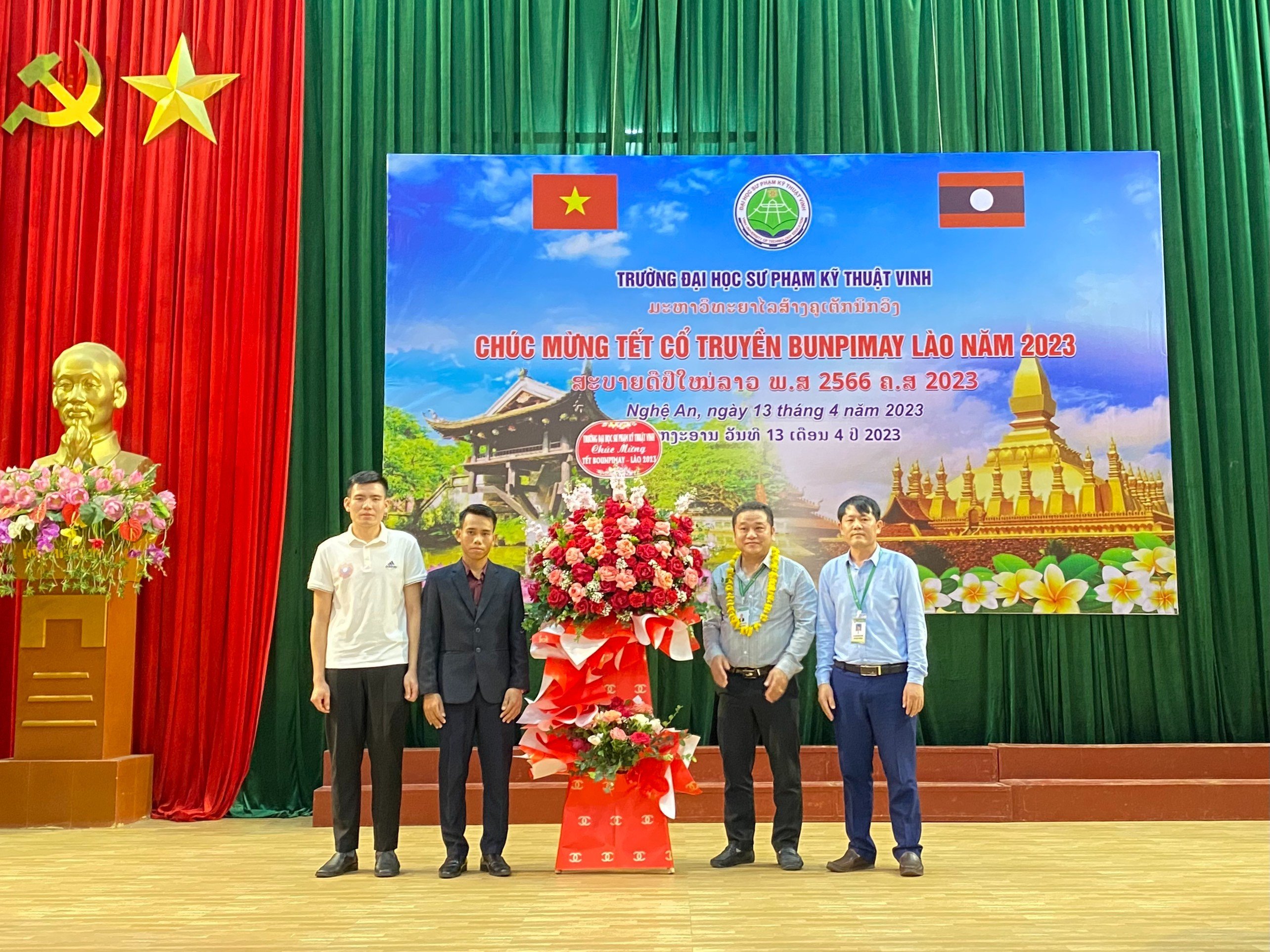 Tổ chức Tết cổ truyền Bunpimay Lào năm 2023 tại Trường Đại học sư phạm Kỹ thuật Vinh